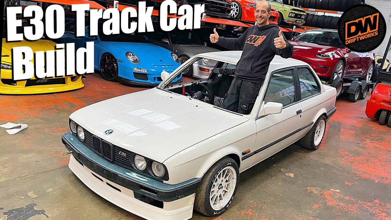 Jays BMW E30 track car build starts.
