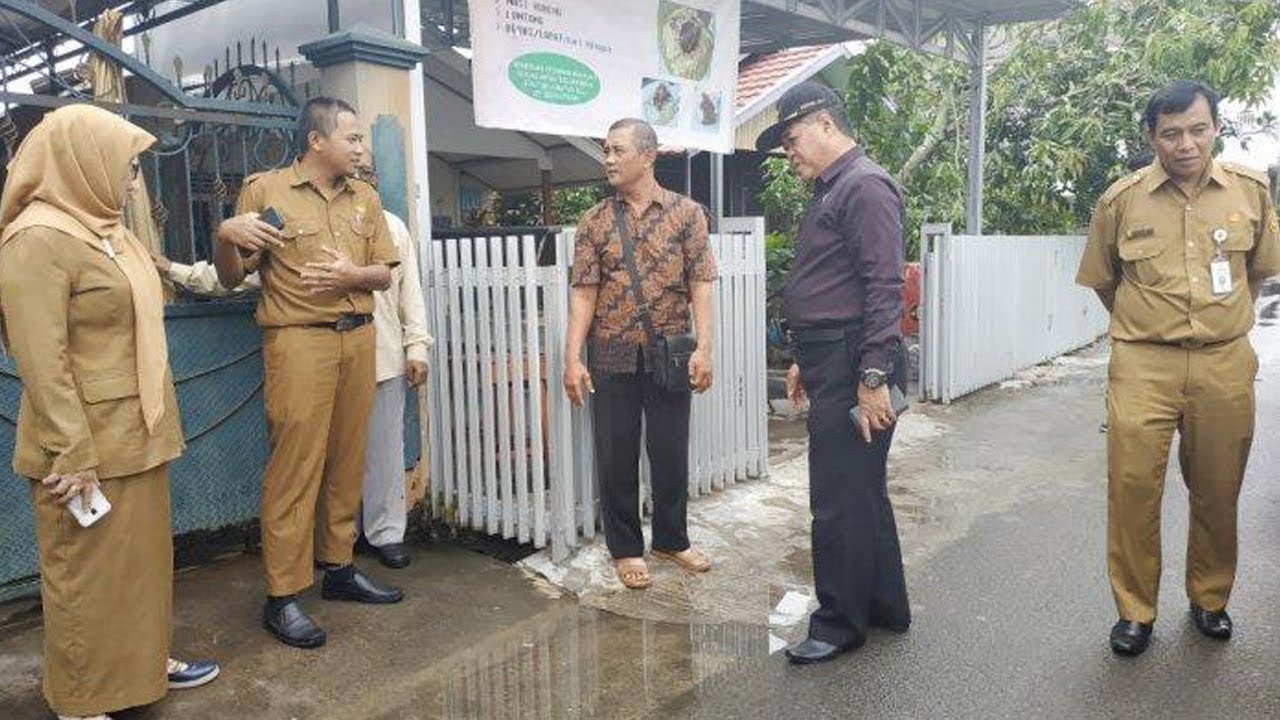 Aliran Drainase Tertutup Bangunan, Warga Gang Jambu Kota Banjarmasin Sering Kebanjiran