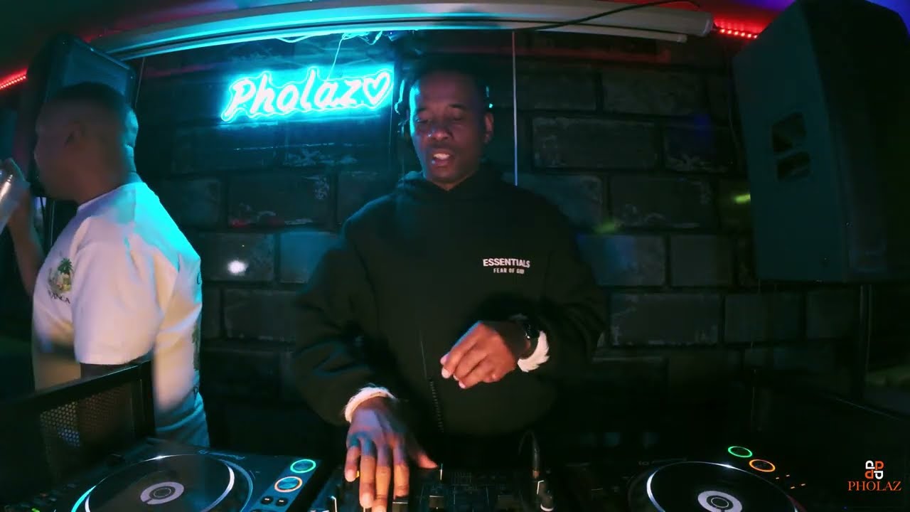 DJ STOKIE LIVE AT PHOLAZ MANCHESTER UK, AMAPIANO LIVE MIX NOVEMBER 2025, BEST AMAPIANO MIX.
