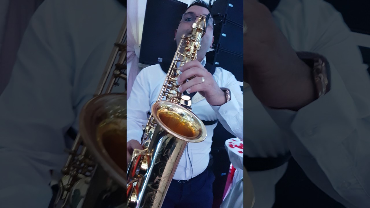 Fejese perrallore ne Has me Arben Gjeloshin Vida Kunora.golden saxofon Edi xonit&Festi tastiere