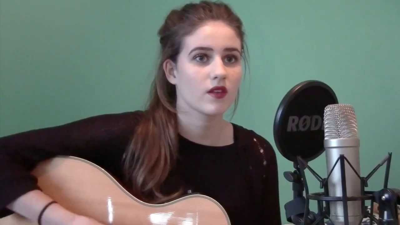 Auld Lang Syne - Robert Burns (Kirsty Lowless Cover)