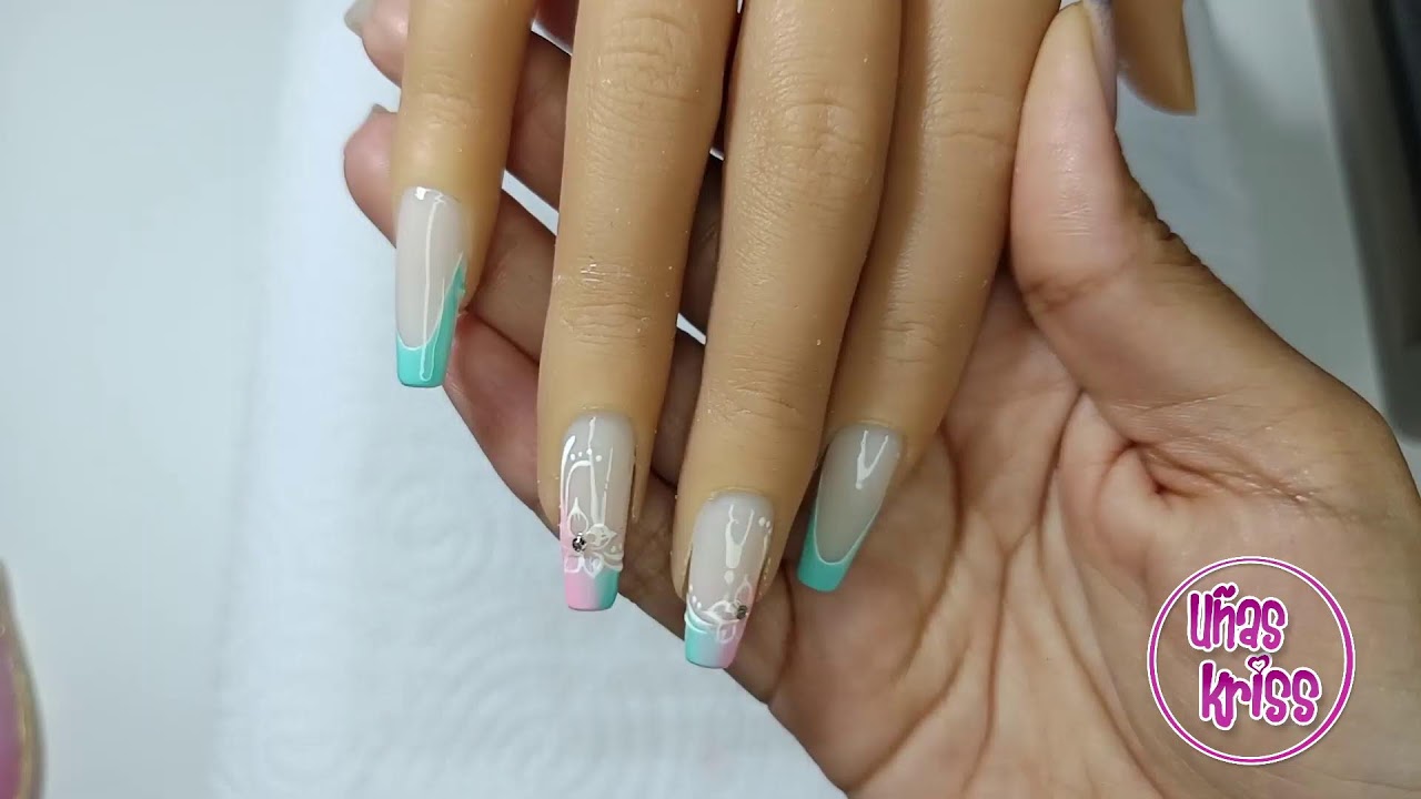 CLASE DE DECORACION EN SEMIPERMANENTE EN DIRECTO