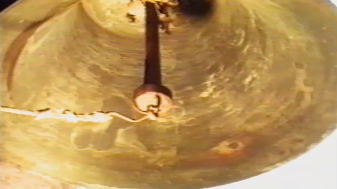 Repique y Volteo a la Cueva Santa 1989.