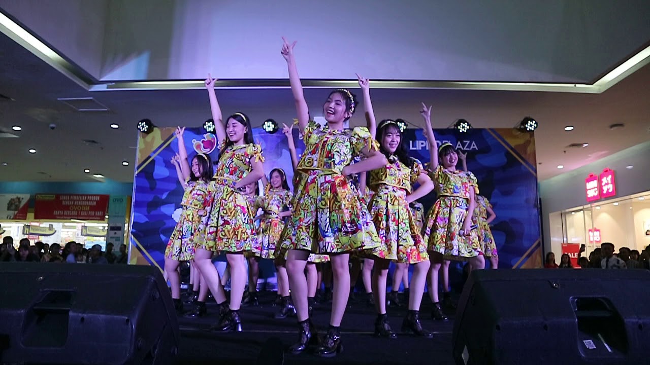 JKT48 Team KIII - Circus Batu, Malang @ Lippo Plaza Batu [ Part 1]