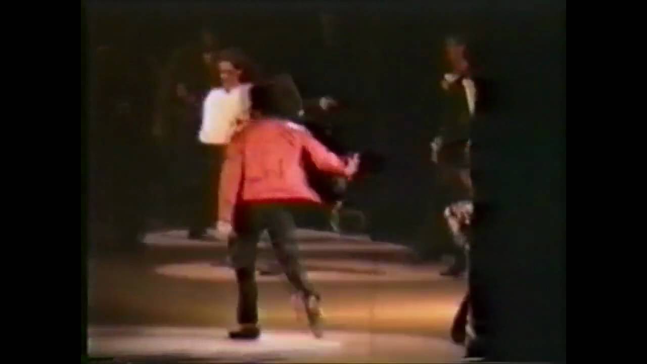 [HD] Michael Jackson - Dangerous Tour - Beat It - Monza 1992
