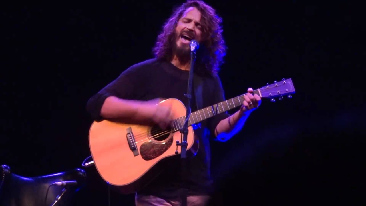 "Wide Awake" in HD - Chris Cornell 11/22/11 Red Bank, NJ