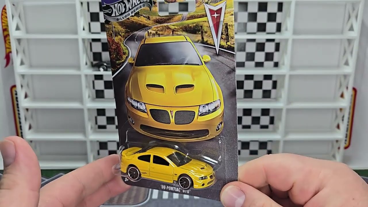 Распаковка: Hotwheels Silver Series 2025 года &mdash; Pontiac