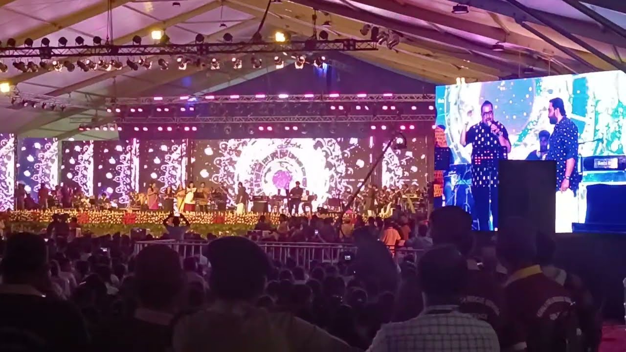 Keraliyam crowd 💯2k23 function last day program in TVM central stadium💥🥵