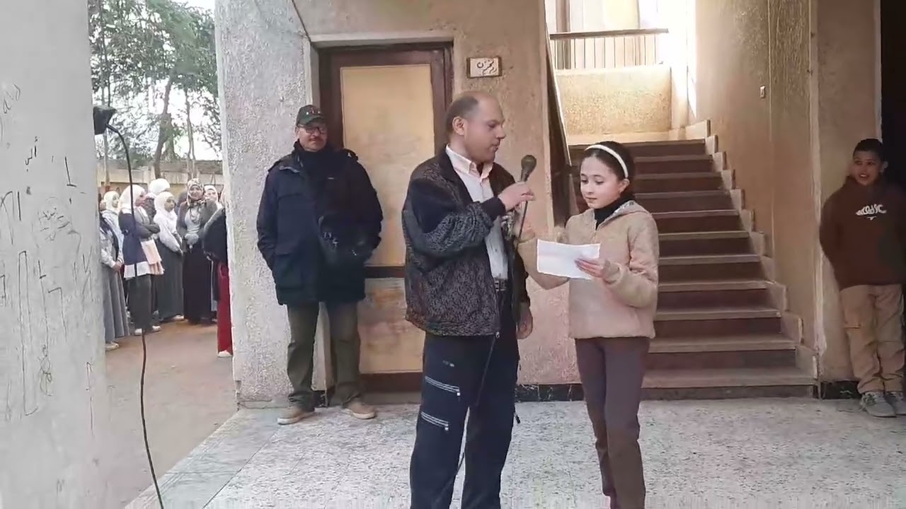 مستر صابر نسيم ابراهيم معلم التاريخ الدراسات الاجتماعيه 