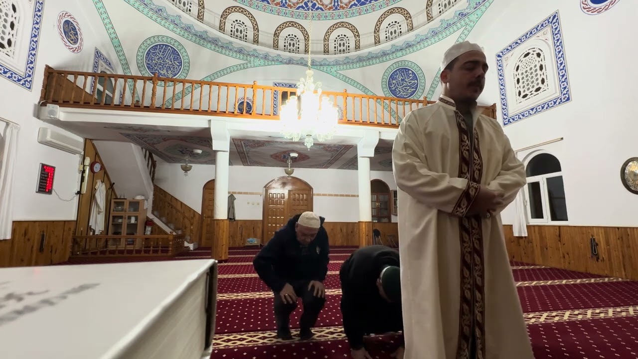 Emine Persentili Camii Sabah Namazı