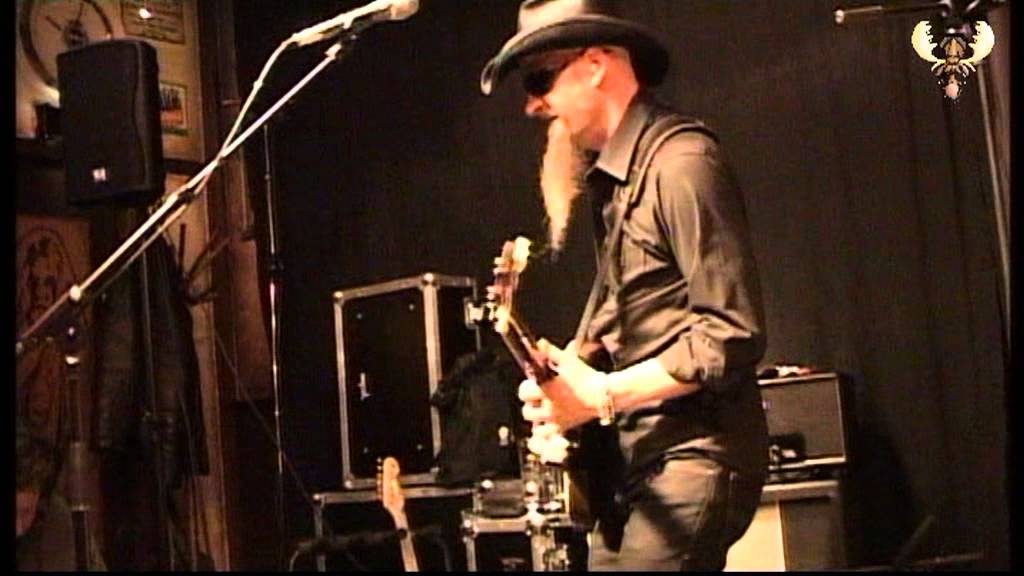 Dudley Taft -  Oh Well - Live at Bluesmoose café