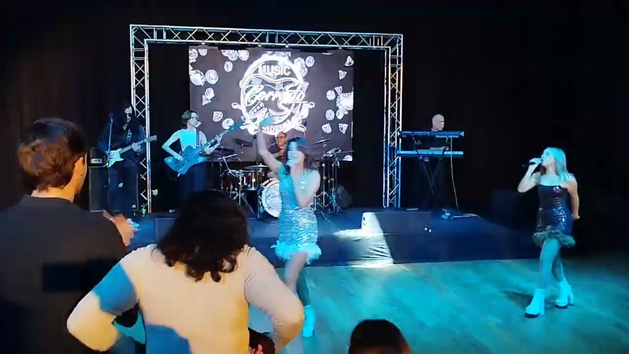 Tributo Abba,Lay all your love on me