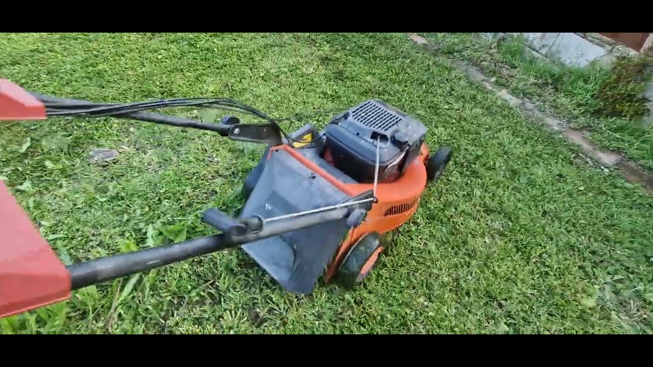 Ciao Amiche Amici oggi faccio il secondo taglio erba..