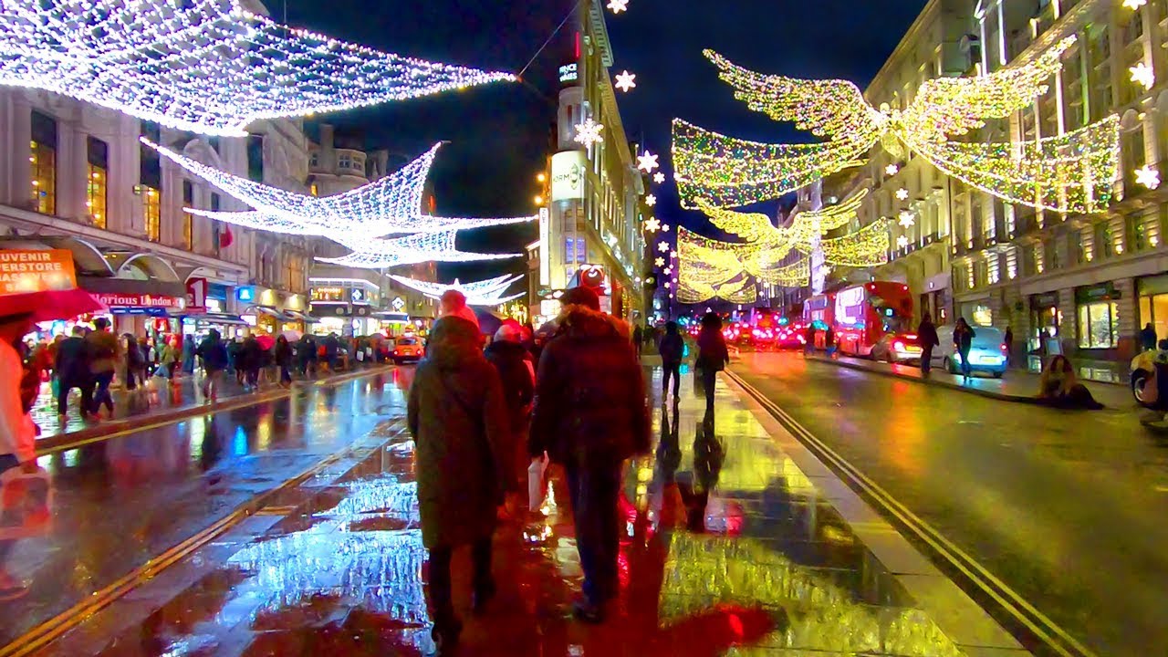 London Night Walk in Heavy Rain at Christmas