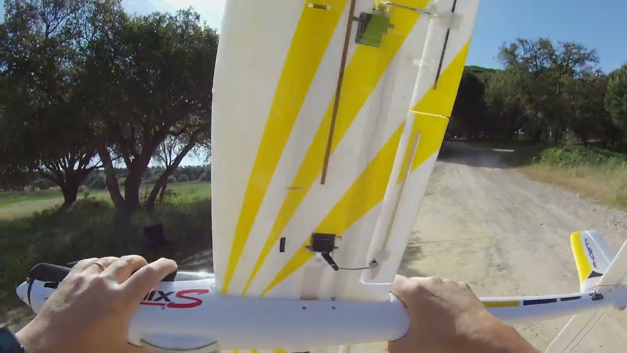 Trying out the new flaps on the Phoenix 1600 S (part 3)