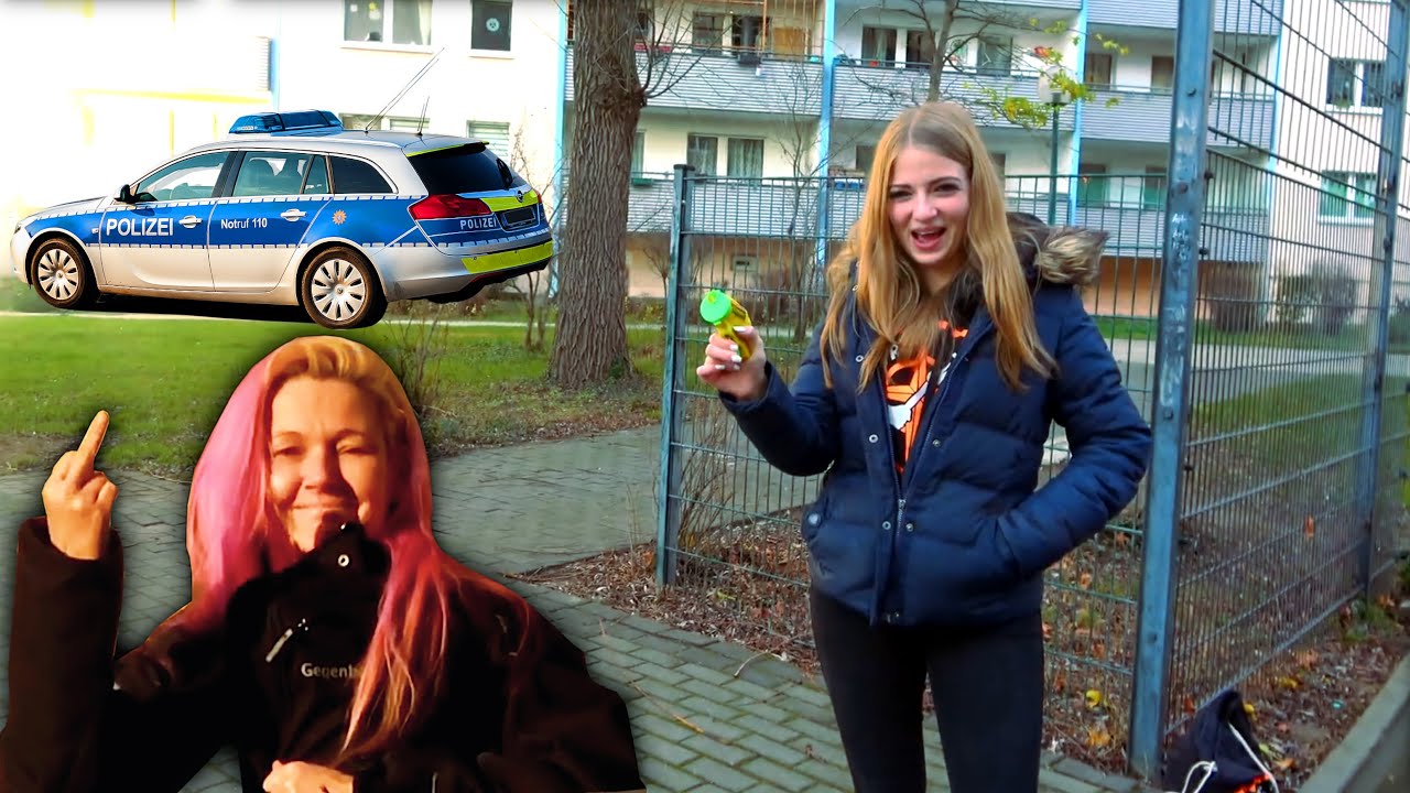 Security ruft die POLIZEI 🤬 SILVESTER UM 15 UHR IN BERLIN 🚨🚓🚨 [Reupload]