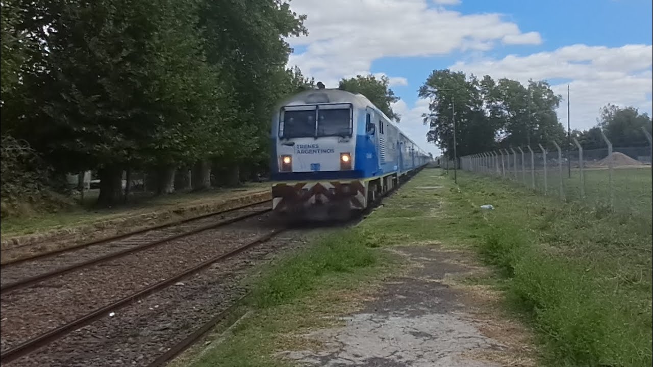 CKD8G0005 CON EL 303 PASANDO ALAS CHAPAS POR DOMSELAAR (Si me asusto :d)