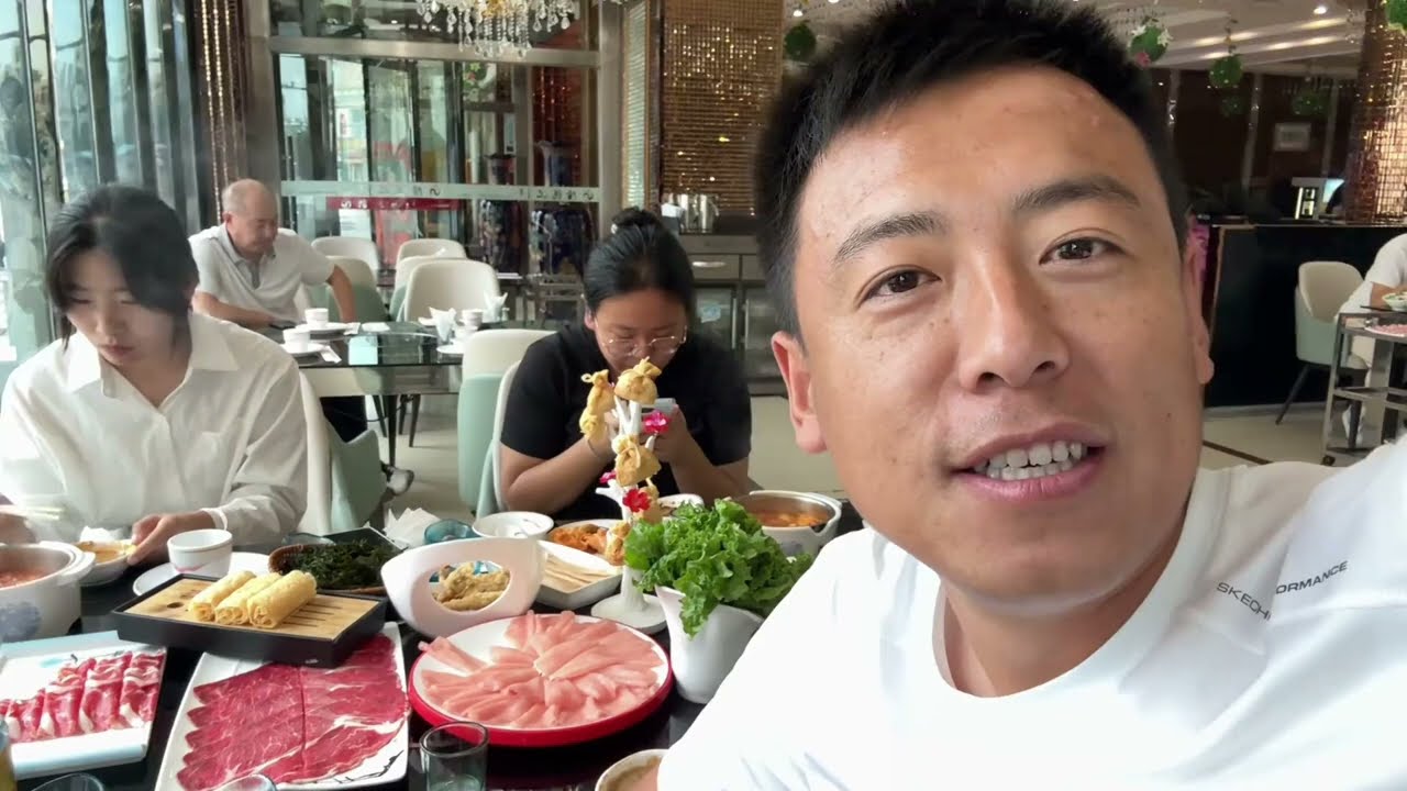 二条从呼伦贝尔回家，正好送弟弟妹妹上大学，开着车感慨时间飞逝