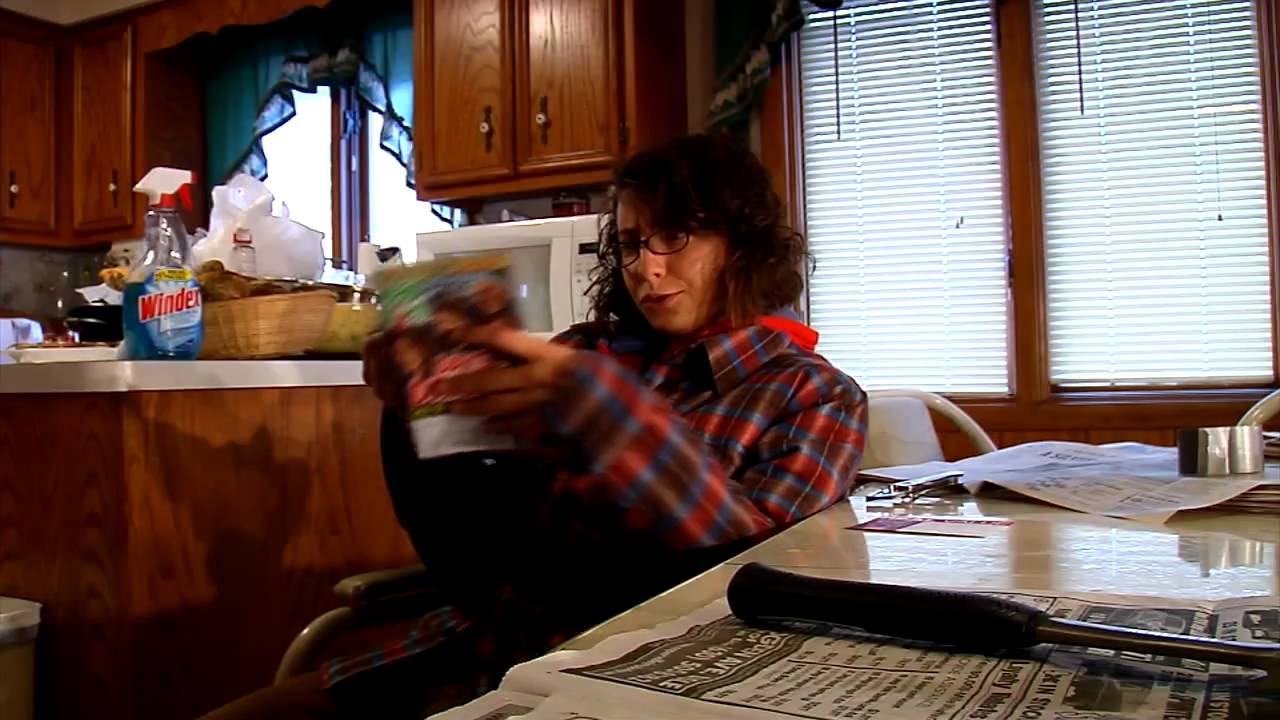 Cooking cookies with Marisa Dal Santo ( Click the HD button )