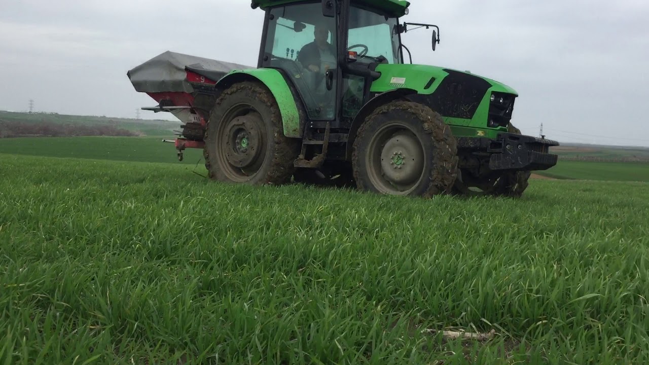 Deutz-Fahr 5100G ile buğdaylarımıza 20 kg üre atıyoruz.