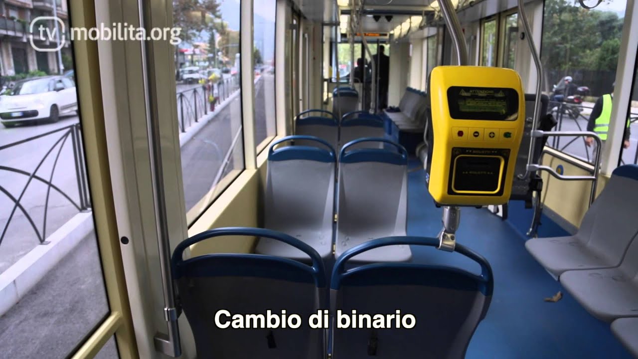 Il tram  di Palermo arriva a Notarbartolo: riprese dall'interno