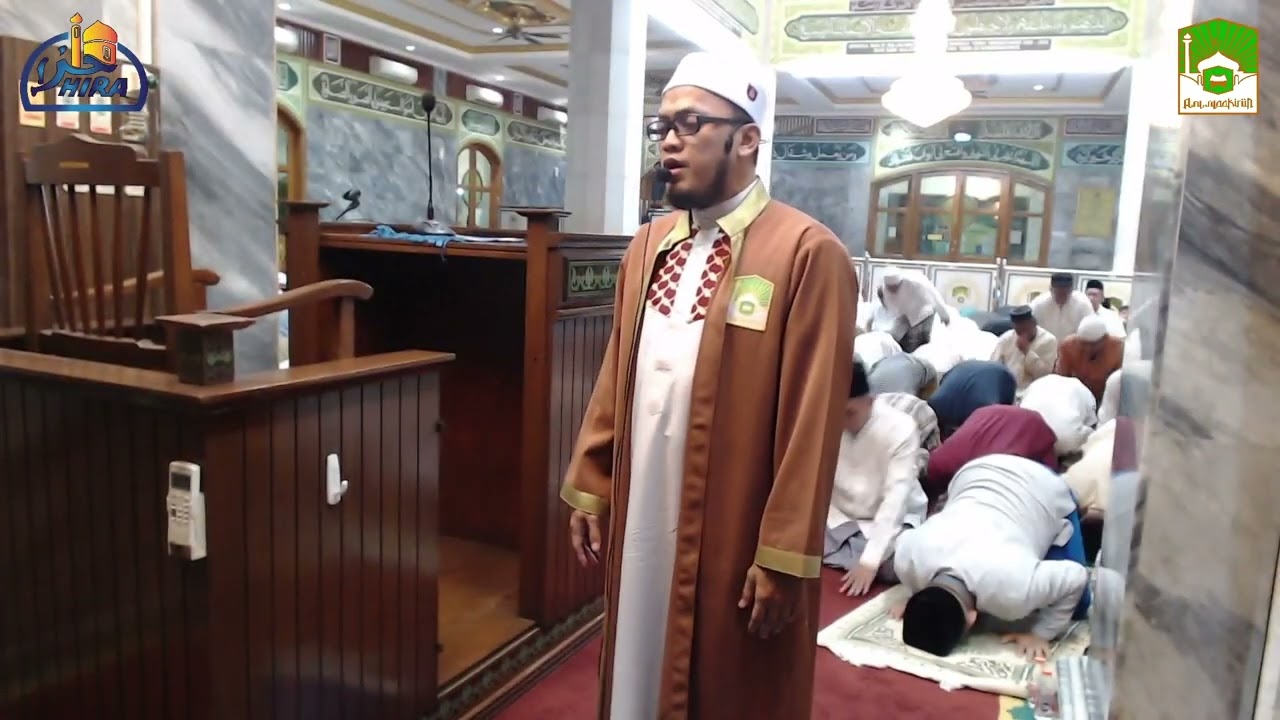 Sholat Tarawih dipimpin Imam Masjid Asy-Syaakiriin Ust Akhmad Syaifulloh, S.Kom.I