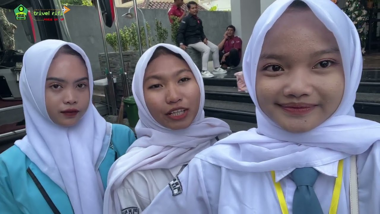PART 2 TUGAS VLOG KUNJUNGAN INDUSTRI (NIA,ZAHRA,ANGGUN)