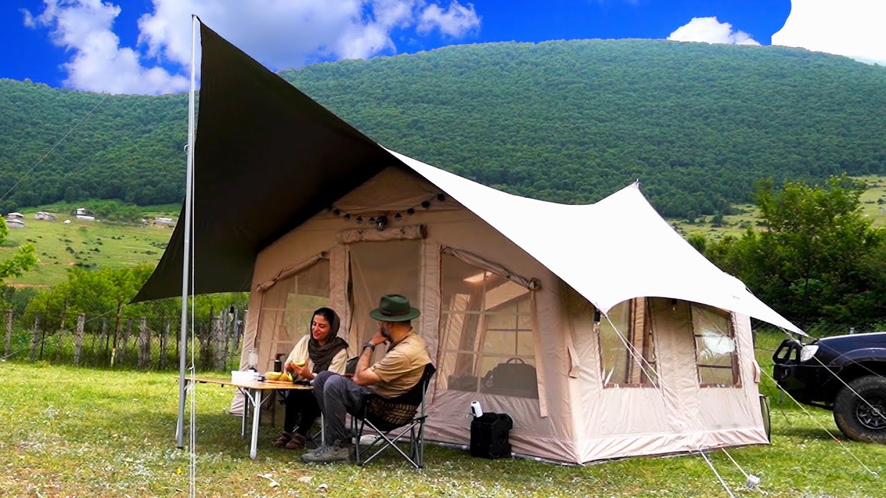 CAMPING IN NATURE WITH  INFLATABLE TENT