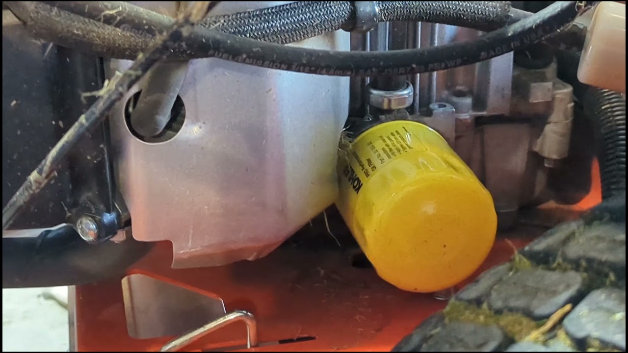 Kubota Z251KH Oil Change