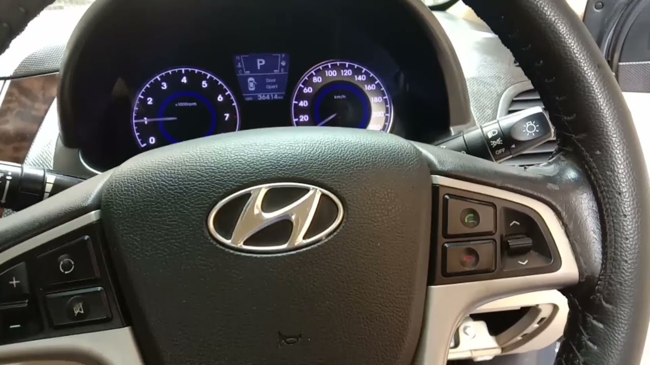 Hyundai Verna accelerator pedal kam  nahin kar raha hai (p0562 system voltage low)