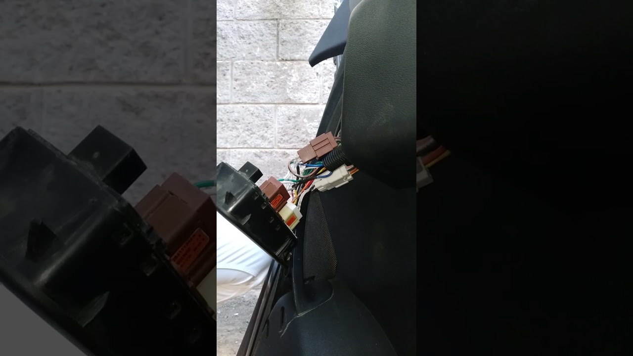 DACİA DUSTER CAM KALDIRMA MODÜLÜ MONTAJ