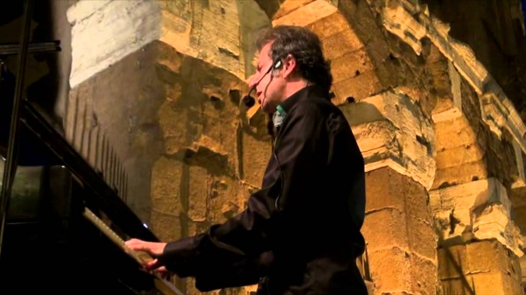 AMORE CHE  VIENI AMORE CHE VAI ( F. DE ANDRE') MAURIZIO ANGELOZZI VOCE E PIANOFORTE