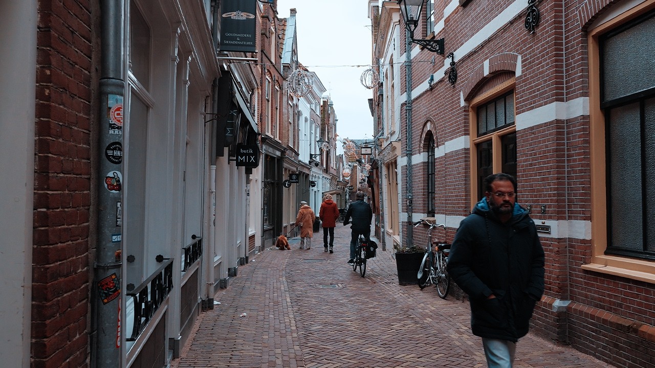 Relaxing Walk in Alkmaar, Netherlands【4K UHD】