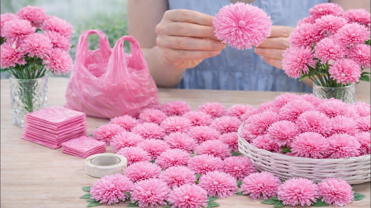 पॉलीथिन और प्लास्टिक बोतल से गुलदस्ता बनाने का तरीका /EASY POLY BAG & PLASTIC SHOPPING BAG BOUQUET 