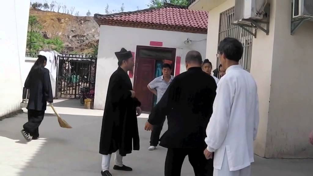 Training with Master Zhong Yun Long - Wudang Sanfeng Pai