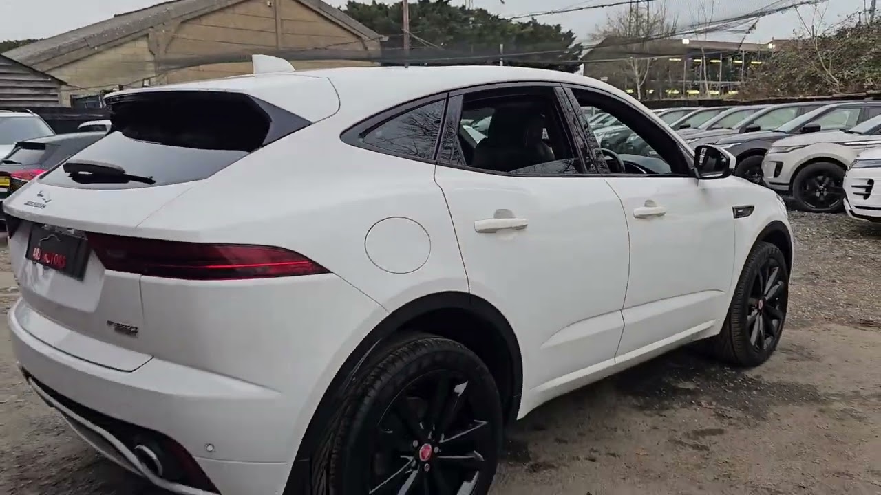 JAGUAR E PACE