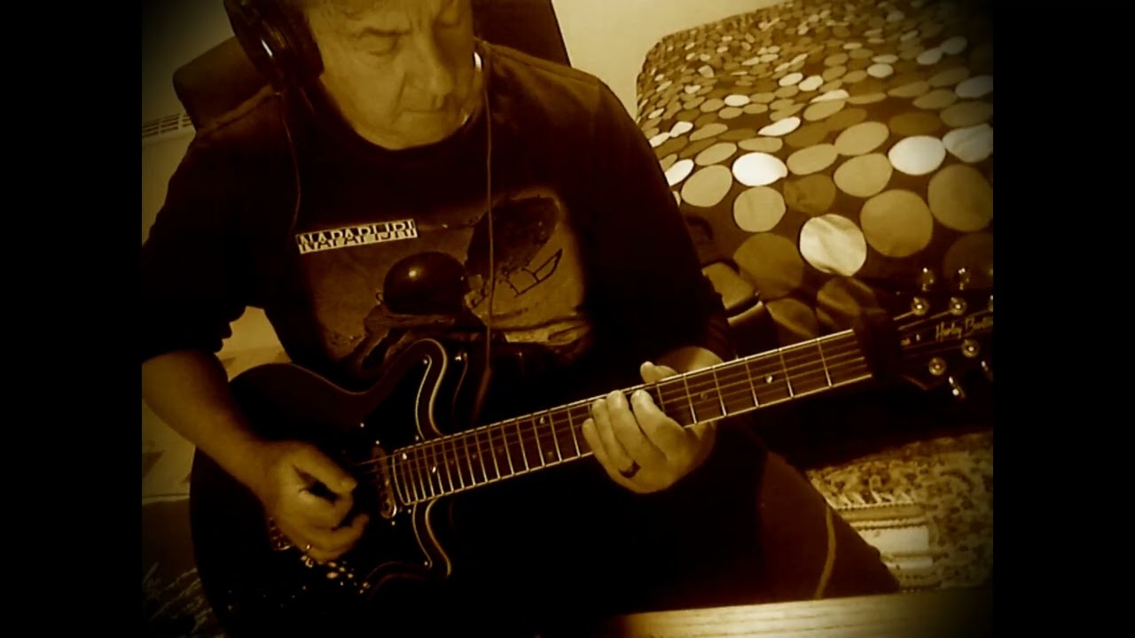 Bohemian Rhapsody - Queen - more than a solo cover