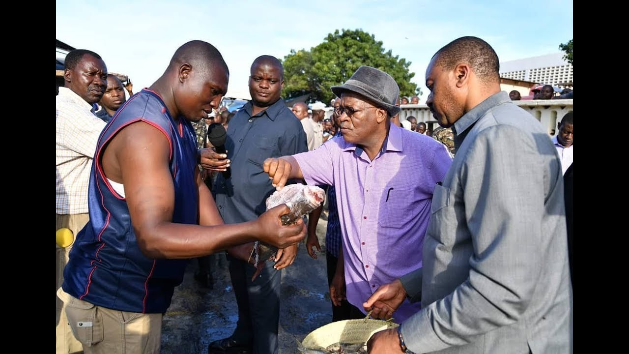 RAIS MAGUFULI ATAFUTA SAMAKI WAKE FERI 