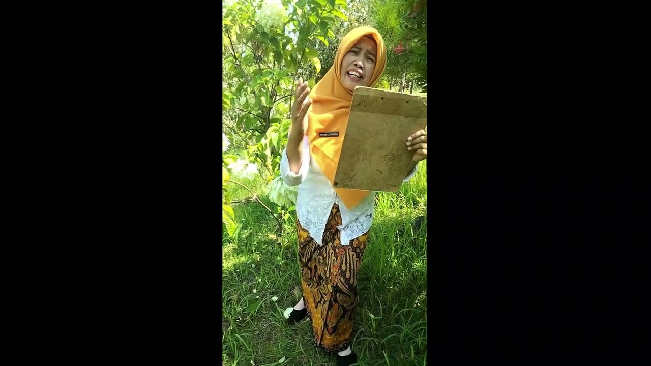 LOMBA BACA PUISI SMKN 1 KEMUSU 