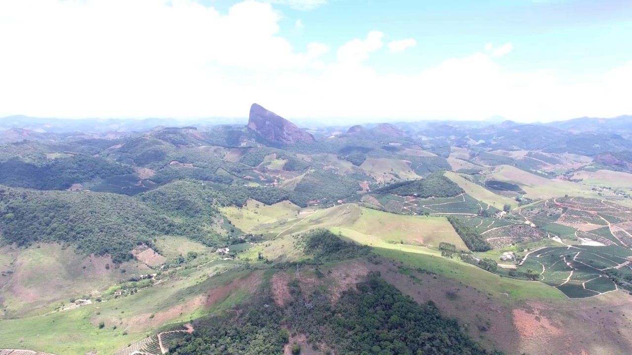 Pedra Torta, Pedra do Areado ou Pedra da Fortaleza, Lajinha MG ou Terra do Nunca kkkkk em 4k