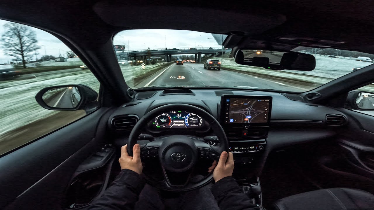 TOYOTA YARIS CROSS (2025) | POV TEST DRIVE