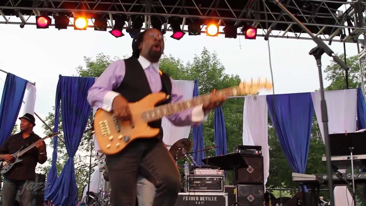 Bass Solo (Nate Phillips w/ Everette Harp)