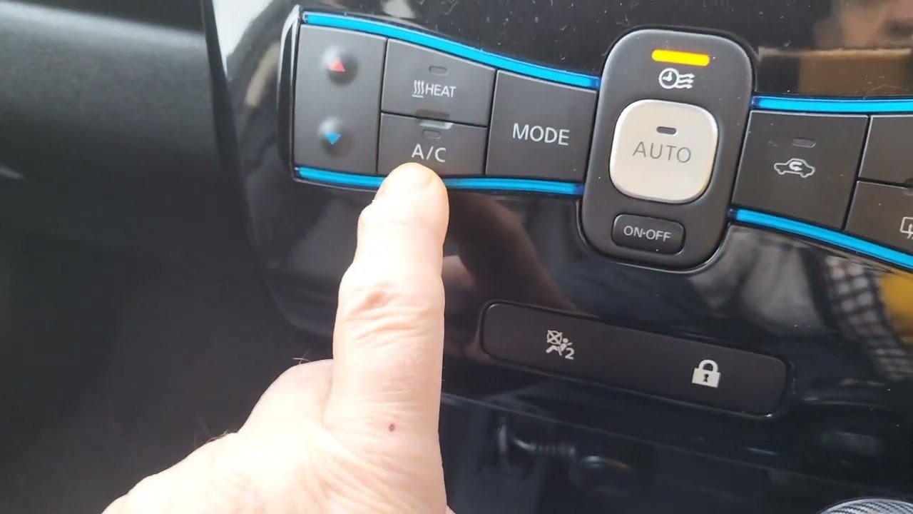 Nissan Leaf 2014-15 climate and charge settings 