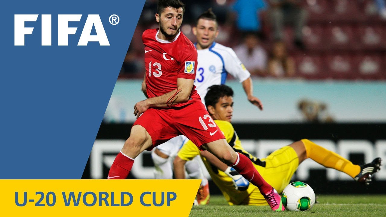 Turkish hosts impress in opener