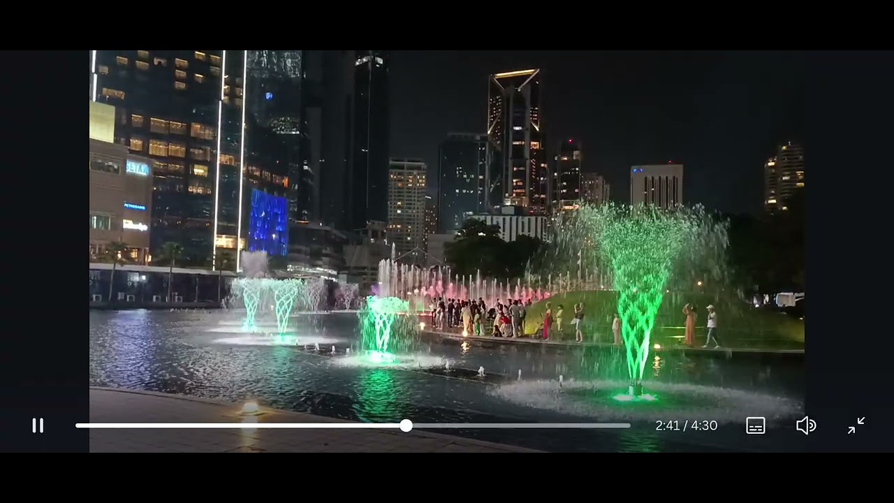 Malaysia - KLCC water fountain 