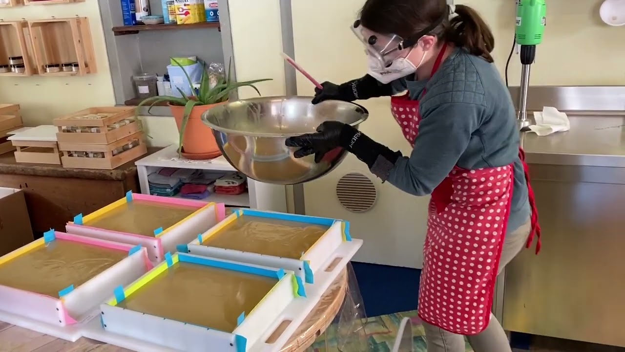 Saponeria Palo Santo - Preparazione del sapone
