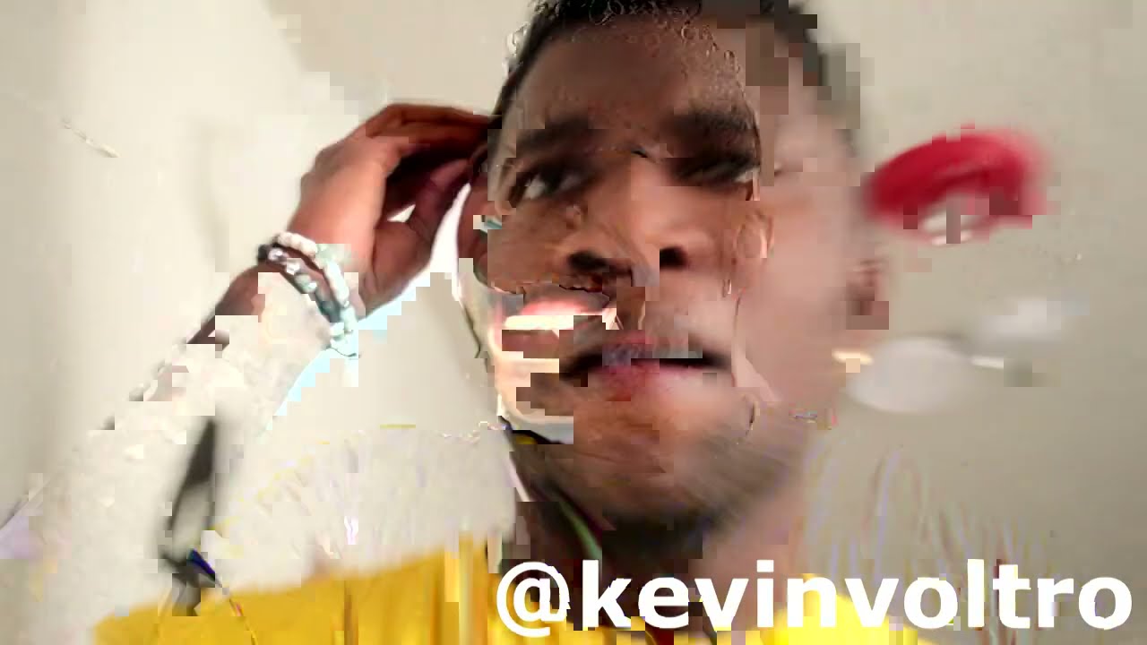 LA PSICOLOGA - Kevin Voltro