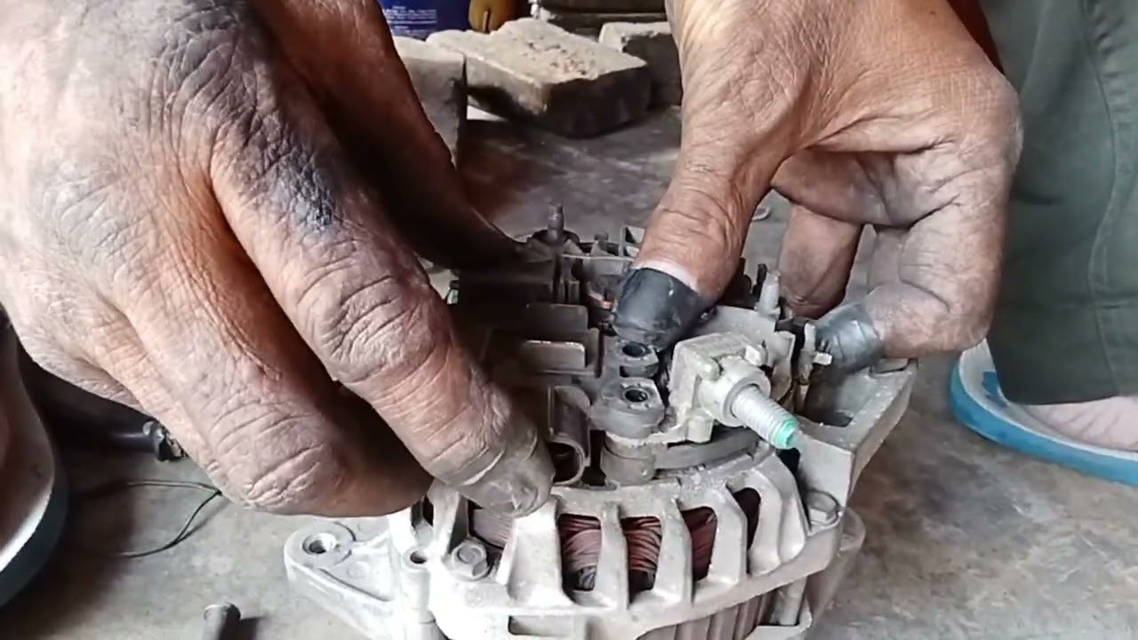Cara servis dinamo kia RIO .ganti kulboster tanpa solder