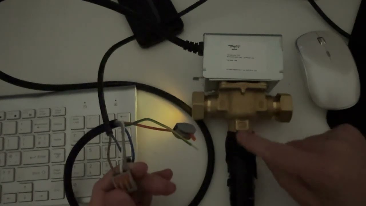 Honeywell V4073A 3 Port Mid-Position Valve - port wiring test