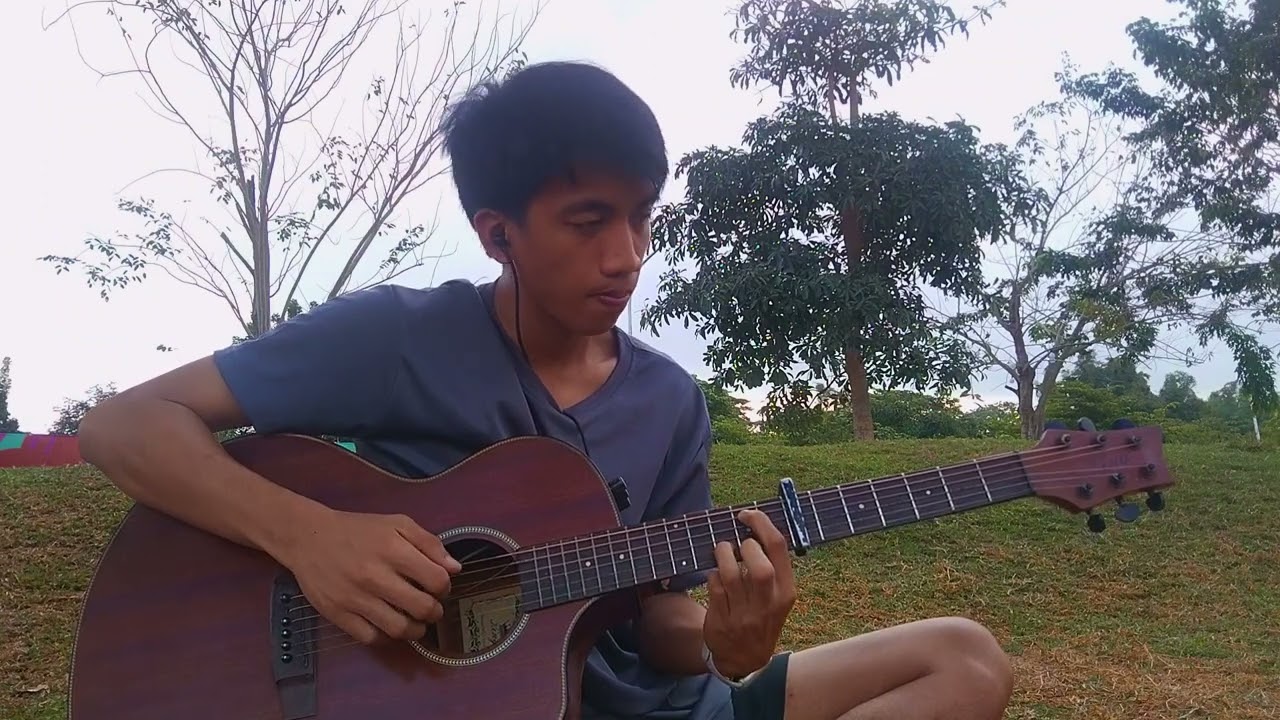 So Will I (100 Billion X) by Hillsong United - Short Finger Style Cover 